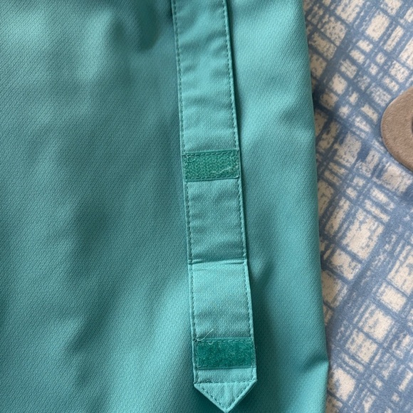 Reel Legends Aqua Performance Top Women’s Size Large - Picture 12 of 14